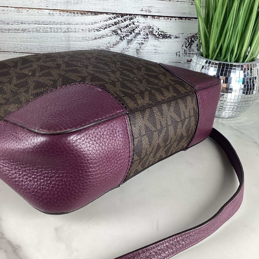 Michael Kors Bag Brown and Purple Women's Messenger Purse guc - Picture 5 of 10